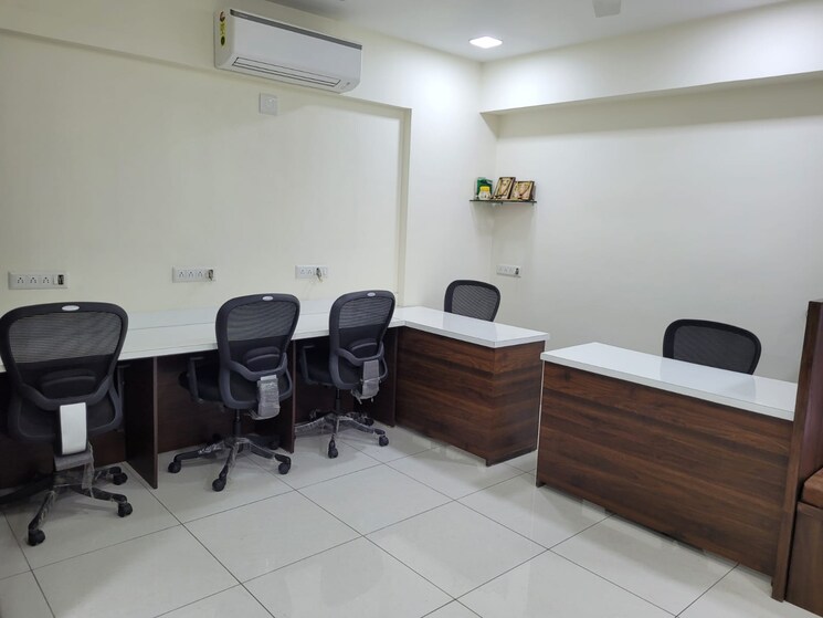 Team Area, navrangpura Commercial Office Space 686 Sq.Ft. In Navrangpura Ahmedabad 9553829
