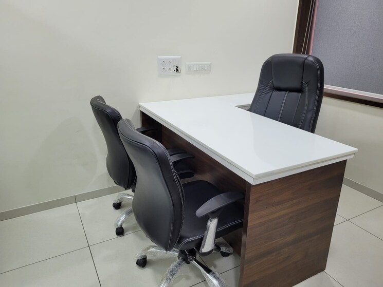 Team Area, navrangpura Commercial Office Space 686 Sq.Ft. In Navrangpura Ahmedabad 9553829