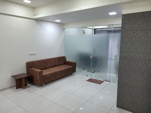 Room in  Office Space at Navrangpura – for Rent