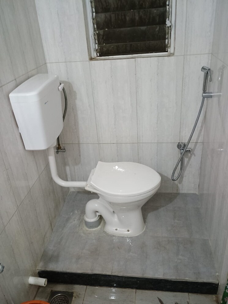 Bathroom, karia-konark-nagar-phase-1 1 Bedroom 660 Sq.Ft. Apartment In Viman Nagar Pune 9553871
