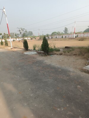 Plot Area in 3 BHK Independent House at Modipuram – for Sale