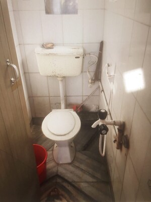 Bathroom in 2 BHK Apartment at Deshbandhu Para – for Sale