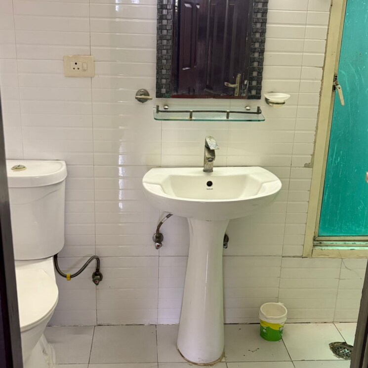 Bathroom, supertech-cape-town 2 Bedroom 1082 Sq.Ft. Apartment In Sector 74 Noida 9553908