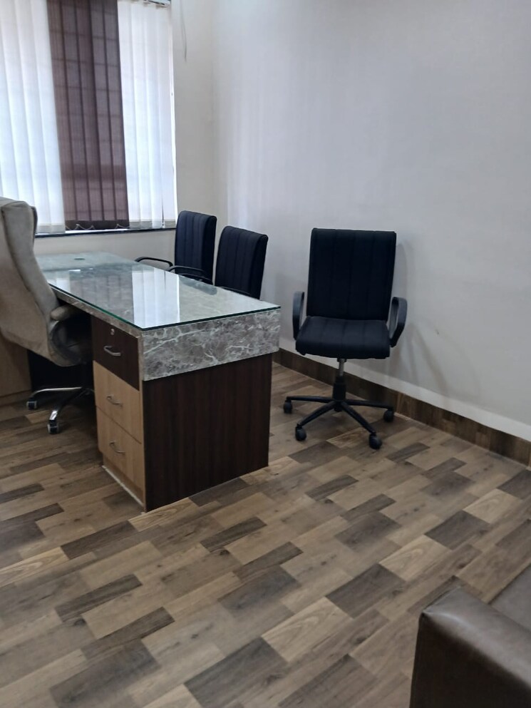 Team Area, shirine-garden-co-operative-housing-society-ltd Commercial Office Space 750 Sq.Ft. In Aundh Pune 9553964