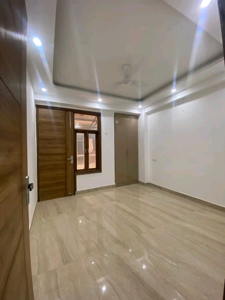 Room, chattarpur 3 Bedroom 1250 Sq.Ft. Builder Floor In Chattarpur Delhi 9553987