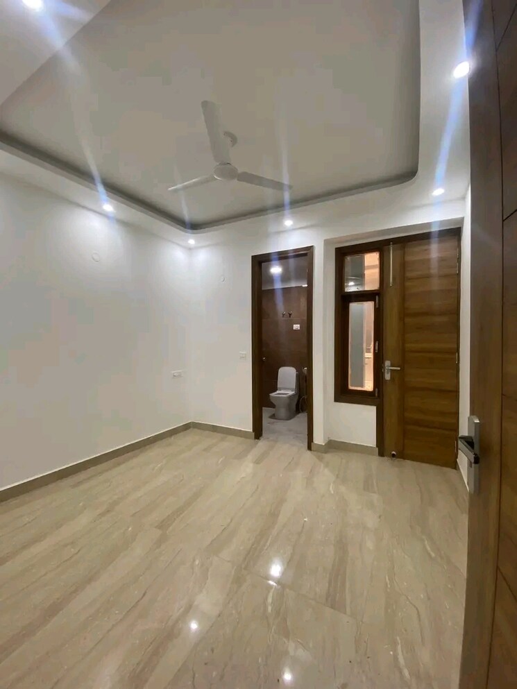 Room, chattarpur 3 Bedroom 1250 Sq.Ft. Builder Floor In Chattarpur Delhi 9553987