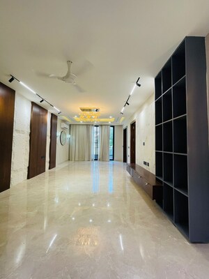 Building Lobby in 4 BHK Builder Floor at Sushant Lok I – for Sale