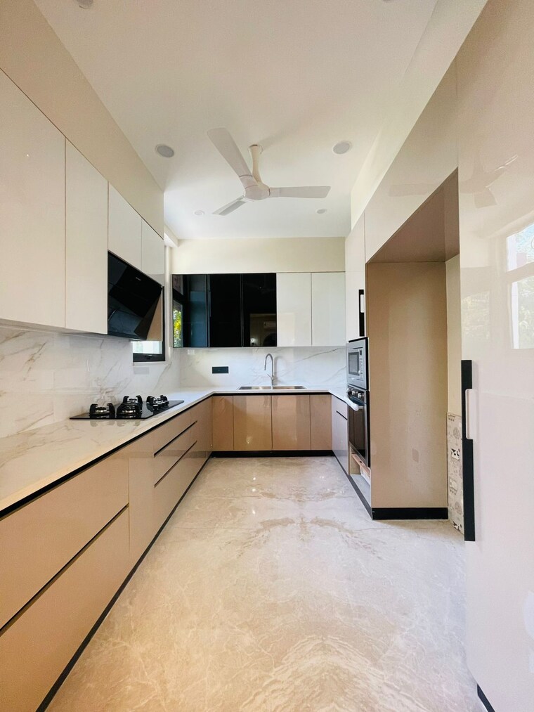 Kitchen, sushant lok i 4 Bedroom 2700 Sq.Ft. Builder Floor In Sushant Lok I Gurgaon 9553991