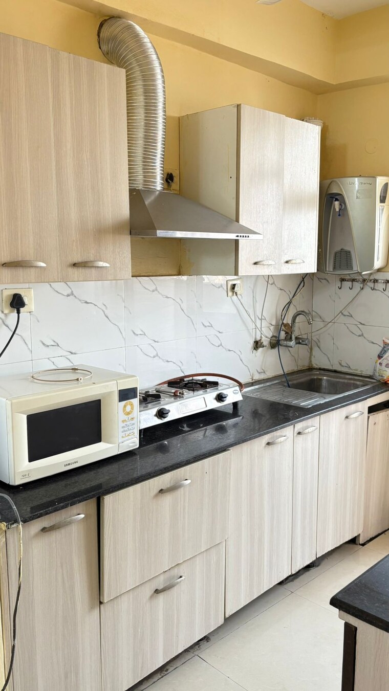 Kitchen, supertech-cape-town 2 Bedroom 1082 Sq.Ft. Apartment In Sector 74 Noida 9553977