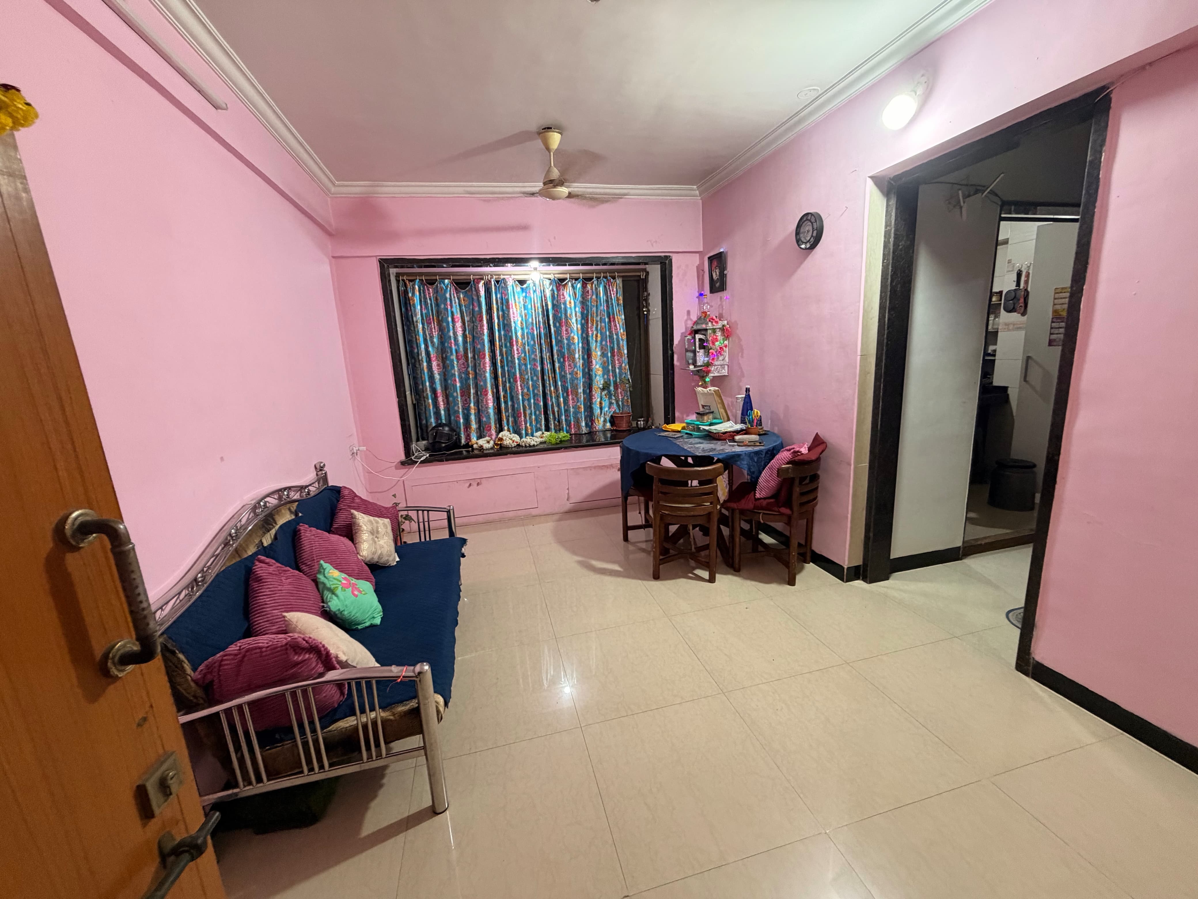 1 BHK + Extra Room Apartment For Sale in Divya Jyoti Chs Goregaon 