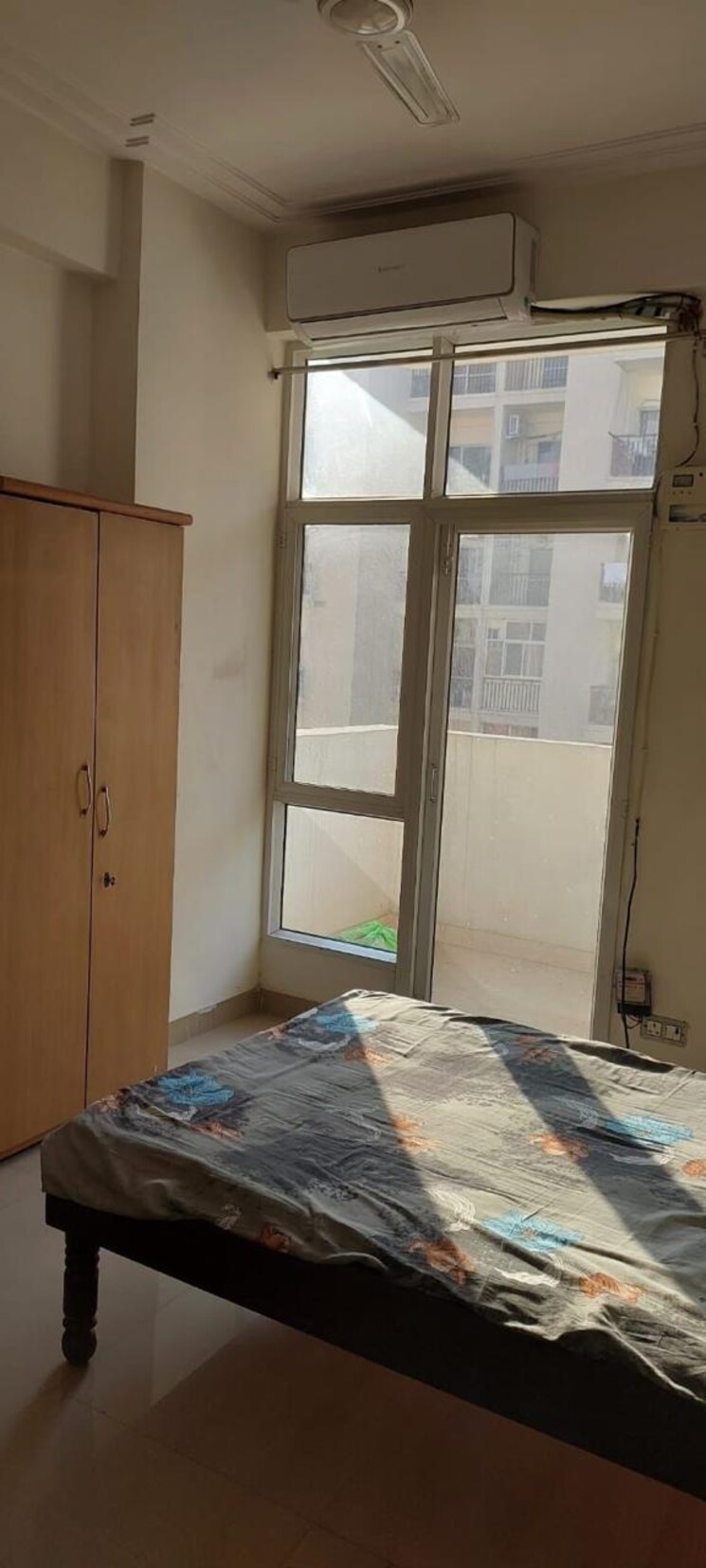 Room, jm-aroma 3 Bedroom 993 Sq.Ft. Apartment In Sector 75 Noida 9553999