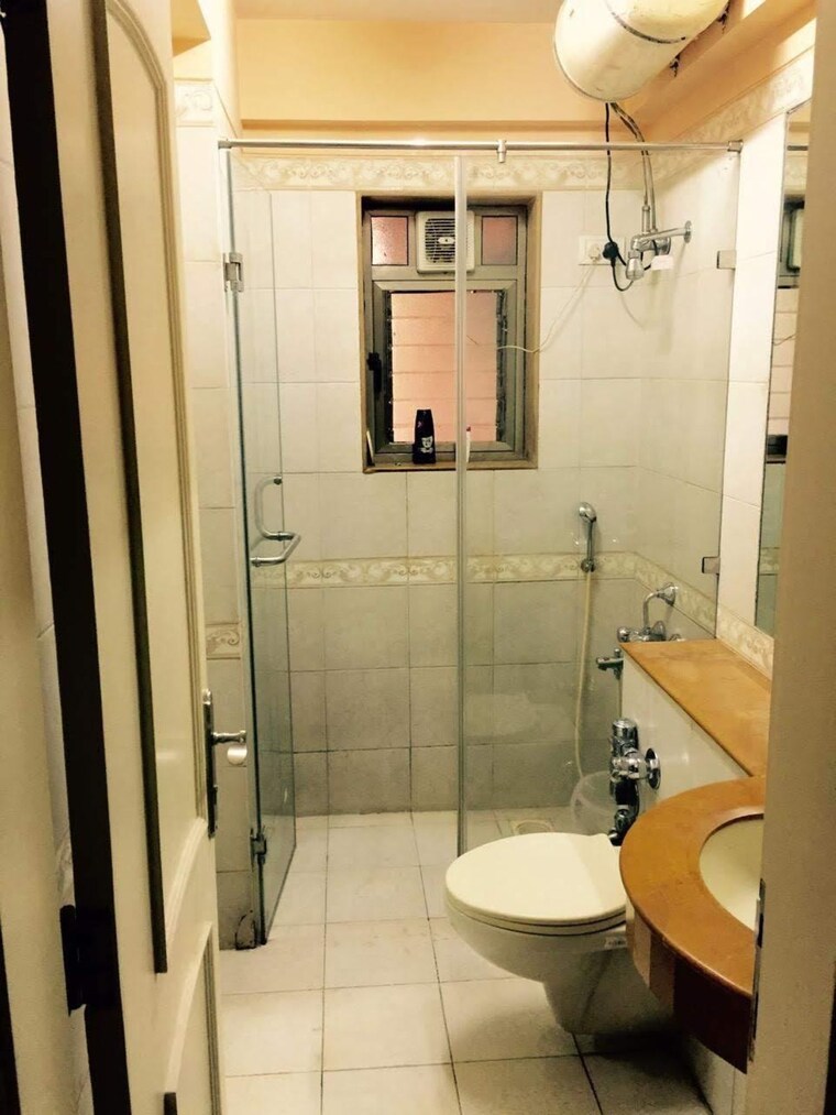 Bathroom, raheja-sherwood 3 Bedroom 1585 Sq.Ft. Apartment In Goregaon East Mumbai 9553994