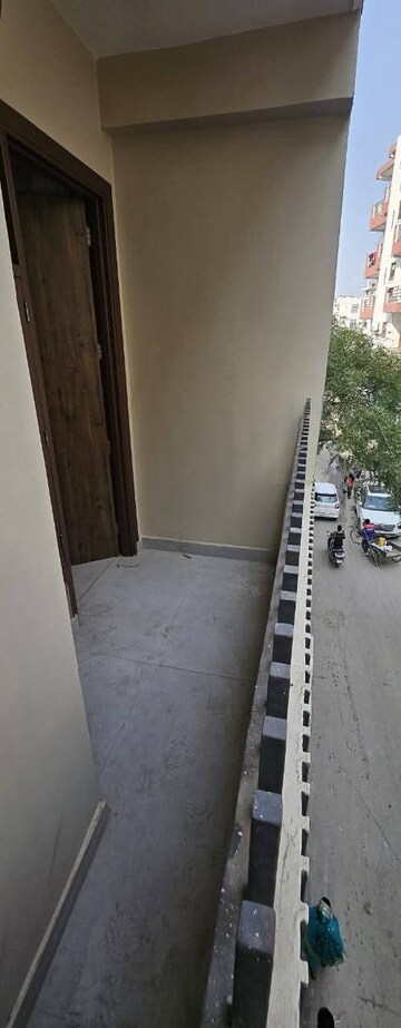 Balcony in 1 BHK Builder Floor at Saket – for Rent