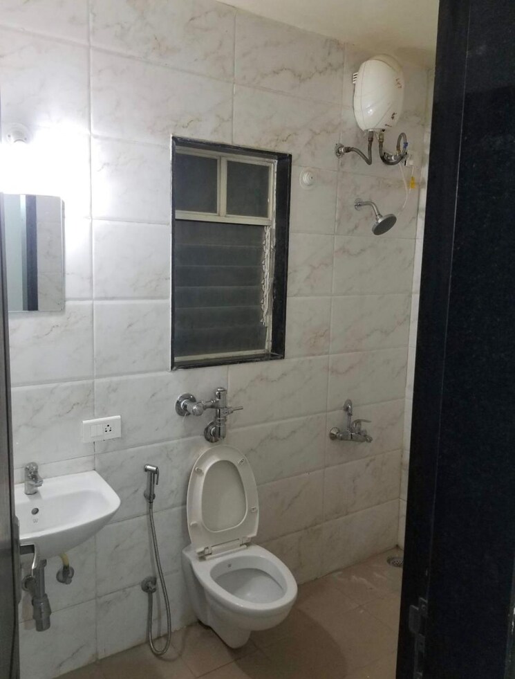 Bathroom, nyati-equatorial 3 Bedroom 1822 Sq.Ft. Apartment In Bavdhan Pune 9554016