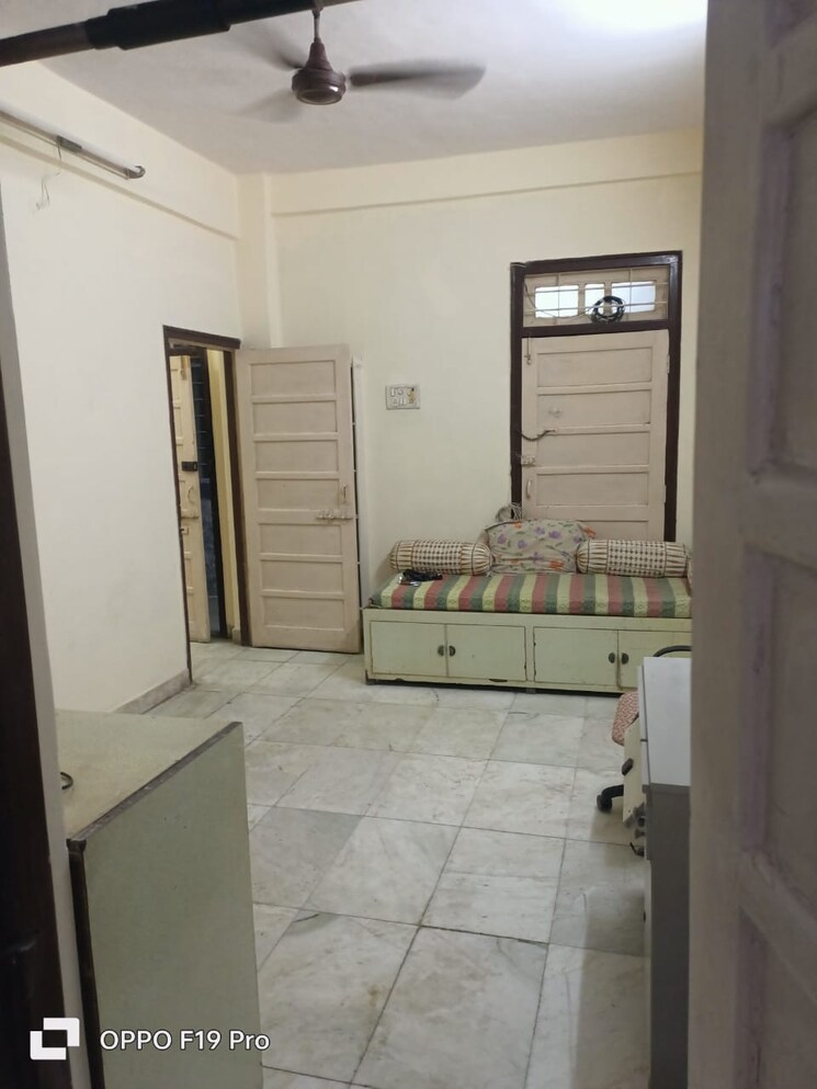 Master Bedroom, shiv-apartments-matunga 1 Bedroom 400 Sq.Ft. Apartment In Matunga Mumbai 9554041