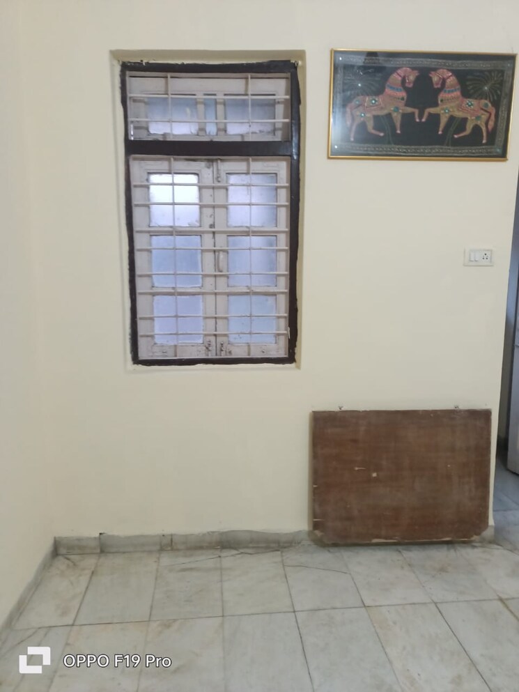 Room, shiv-apartments-matunga 1 Bedroom 400 Sq.Ft. Apartment In Matunga Mumbai 9554041