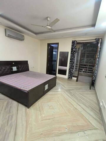 Bedroom in 3 BHK Builder Floor at Saket – for Rent
