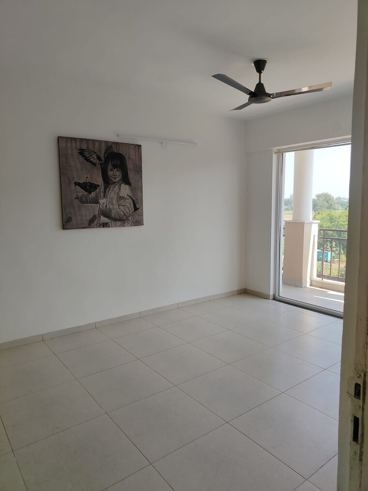 Room, sushma-valencia 3 Bedroom 1800 Sq.Ft. Apartment In International Airport Road Zirakpur 9554073