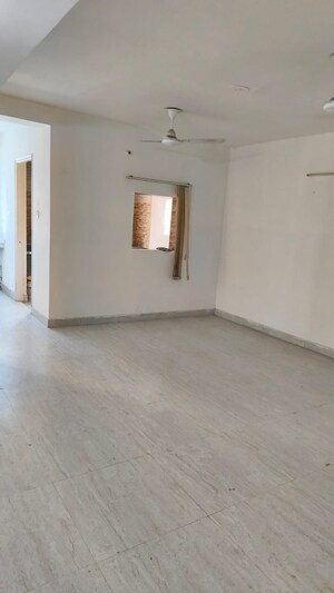 Room in  Office Space at Boring Road – for Rent