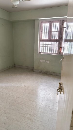 Room in  Office Space at Boring Road – for Rent