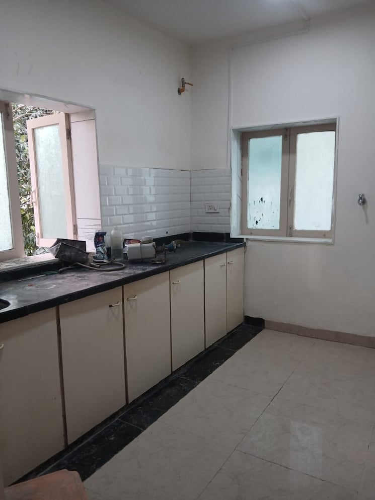 Kitchen, bandra west 2 Bedroom 700 Sq.Ft. Apartment In Bandra West Mumbai 9554058