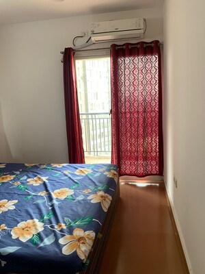 Bedroom in 1.5 BHK Apartment at DB Orchid Ozone, Dahisar East – for Rent