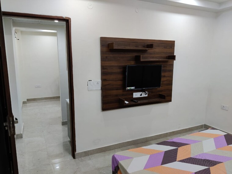 undefined, sector 57 1.5 Bedroom 600 Sq.Ft. Builder Floor In Sector 57 Gurgaon 9554089