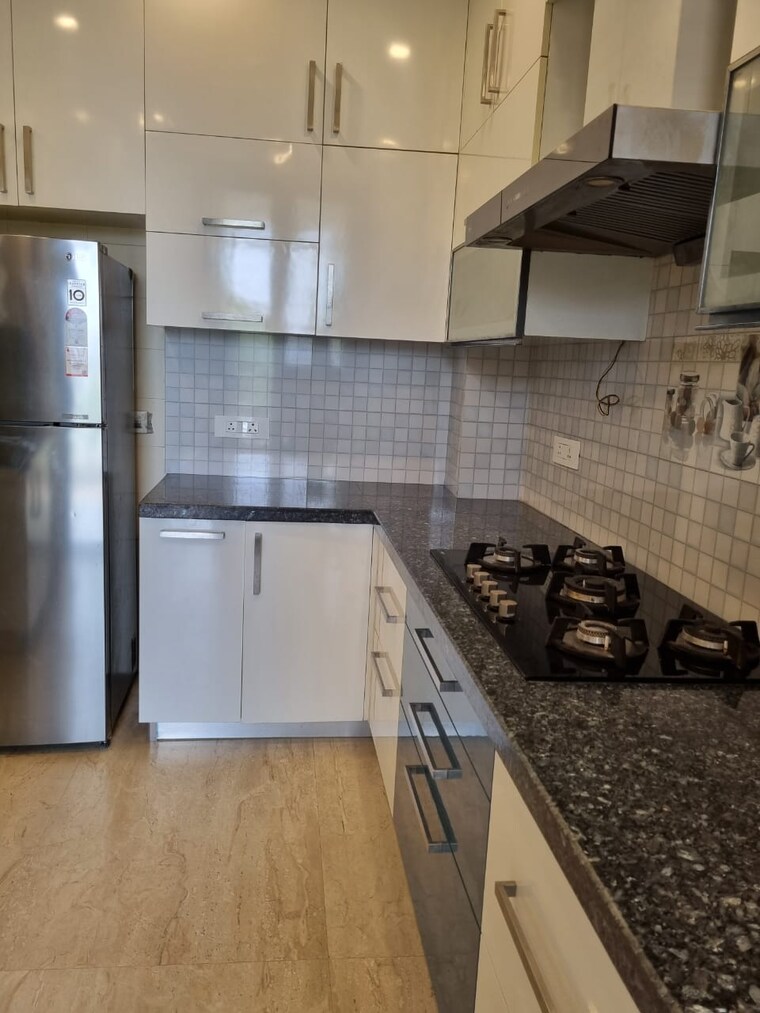 Kitchen, sas-tower 3 Bedroom 263 Sq.Yd. Builder Floor In Sector 38 Gurgaon 9554092