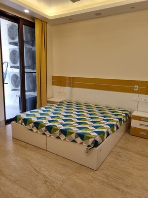 Bedroom in 3 BHK Builder Floor at SAS Tower, Sector 38 – for Rent