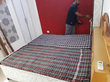 Bedroom in 2 BHK Builder Floor at Mahavir Enclave 1 – for Rent