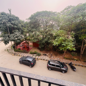 2 BHK Builder Floor For Rent in Sare Crescent ParC Ebony Greens Phase III, Girdharpur rd