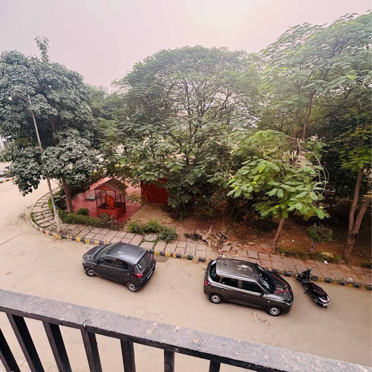 2 BHK Builder Floor For Rent in Sare Crescent ParC Ebony Greens Phase III