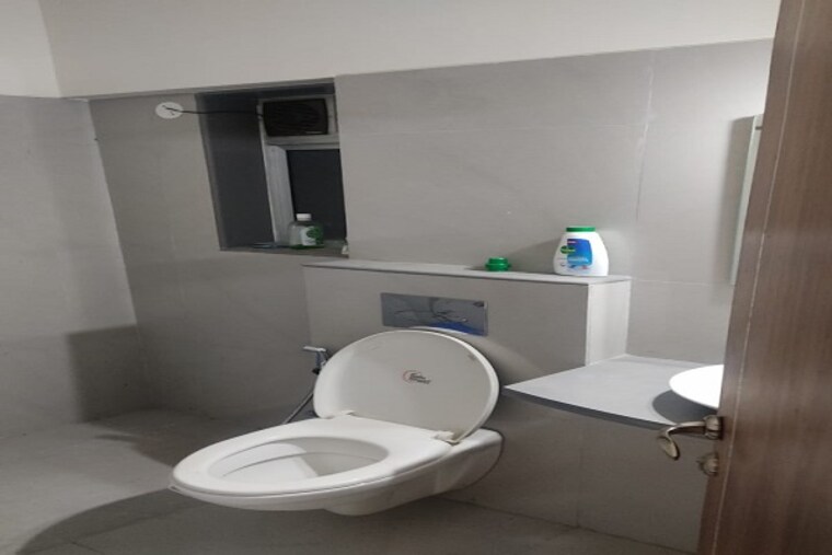 Bathroom, aadi-allure 2 Bedroom 700 Sq.Ft. Apartment In Kanjurmarg East Mumbai 9554103