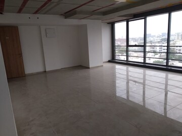 Room in  Office Space at Vastrapur – for Rent