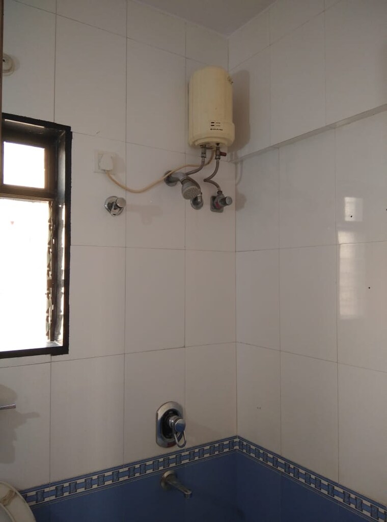 Bathroom, ashok-avenue-marol 2 Bedroom 875 Sq.Ft. Apartment In Marol Mumbai 9554138