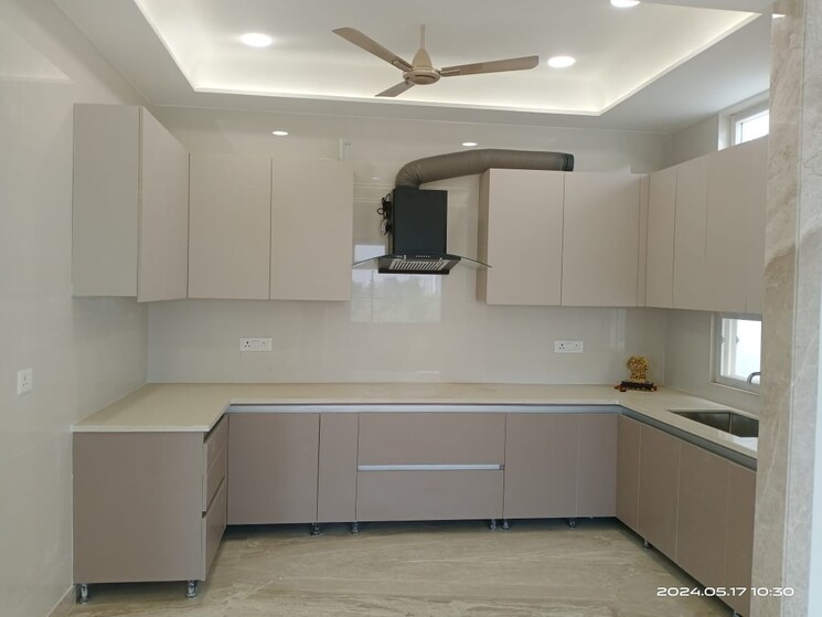 Kitchen, freedom fighters enclave 3 Bedroom 1500 Sq.Ft. Apartment In Freedom Fighters Enclave Delhi 9554125