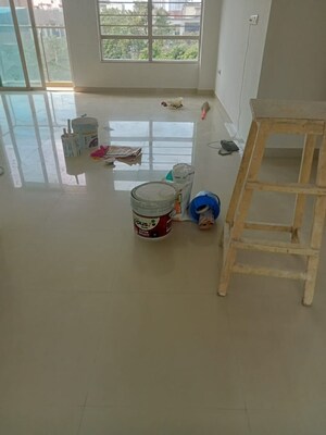 Furnished Amenities in 4 BHK Apartment at Shapoorji Pallonji Siennaa, Kandivali East – for Sale