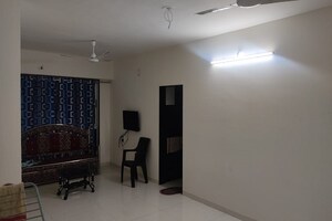 Room in 2 BHK Apartment at Aadi Allure, Kanjurmarg East – for Rent