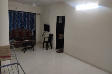 Room in 2 BHK Apartment at Aadi Allure, Kanjurmarg East – for Rent