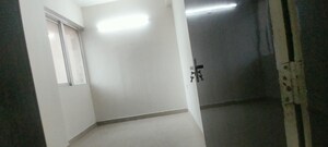 Room in 3 BHK Apartment at Signature Global Golf Greens, Sector 79 – for Rent