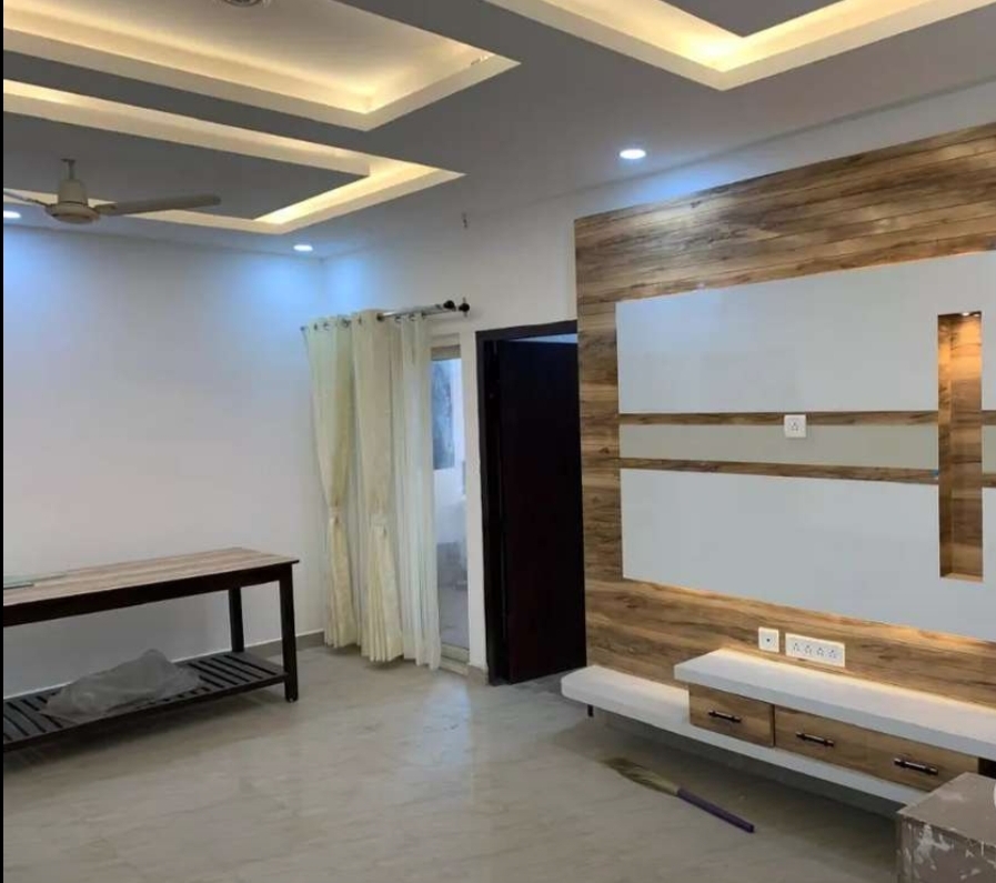 4 BHK + Pooja Room 2000 Sq.Ft. Apartment in LDA Parijaat Apartments