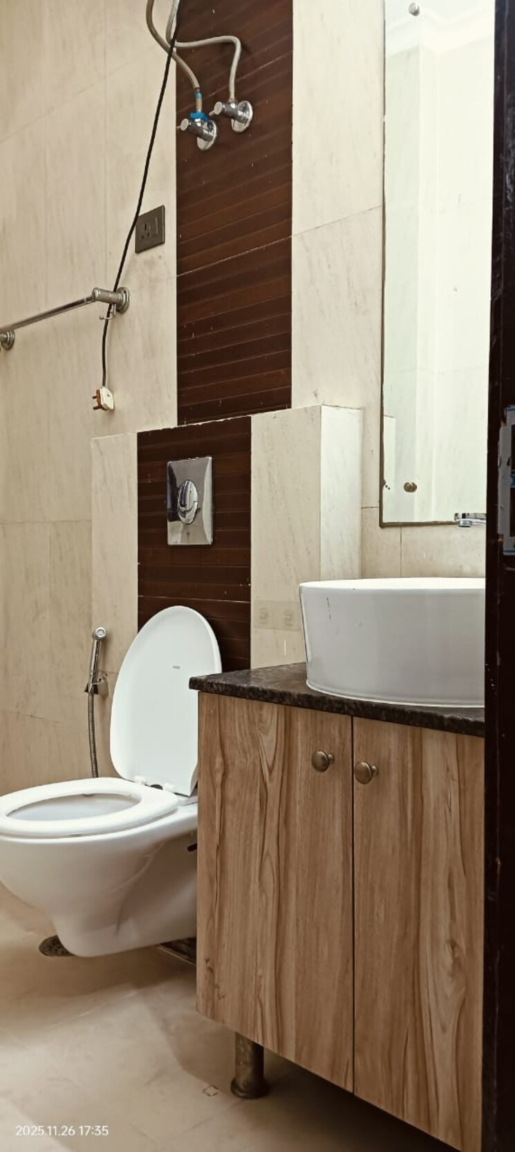 Bathroom, ardee-city 3 Bedroom 1800 Sq.Ft. Builder Floor In Sector 52 Gurgaon 9554164
