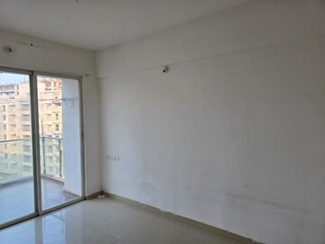 Room in 2.5 BHK Apartment at Rama Celestial City, Ravet – for Rent