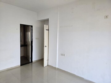 Room in 2.5 BHK Apartment at Rama Celestial City, Ravet – for Rent