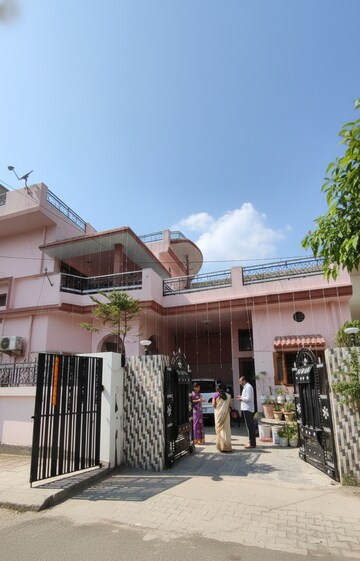 1 RK Independent House – Exterior View View at Vasant Vihar - for Rent