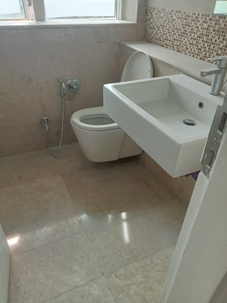Bathroom, sd-alpine 2.5 Bedroom 1180 Sq.Ft. Apartment In Kandivali East Mumbai 9554188