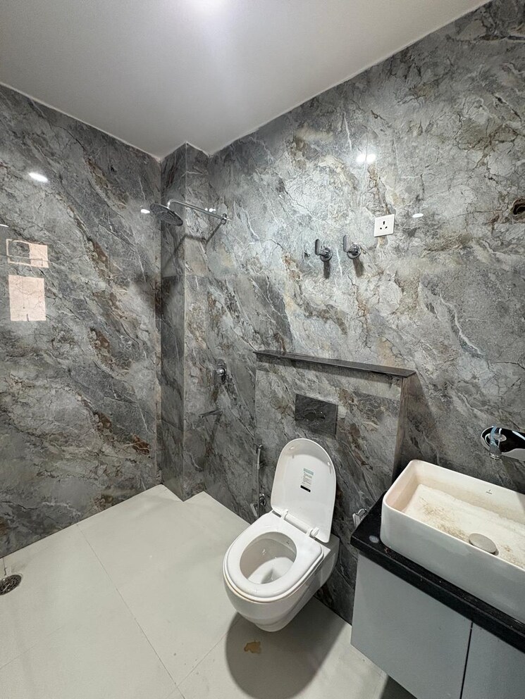 Bathroom, m3m-atrium 3 Bedroom 2300 Sq.Ft. Builder Floor In Sector 57 Gurgaon 9554190