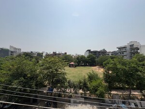 Plot Area in 3 BHK Builder Floor at M3M Atrium, Sector 57 – for Rent