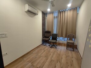 Bedroom in 3 BHK Builder Floor at Ardee City, Sector 52 – for Rent