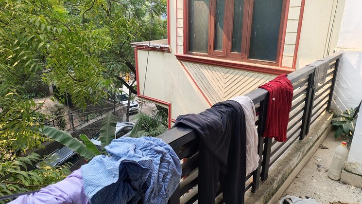 Balcony, krishna-apartments-adchini 2.5 Bedroom 120 Sq.Yd. Builder Floor In Adchini Delhi 9554213